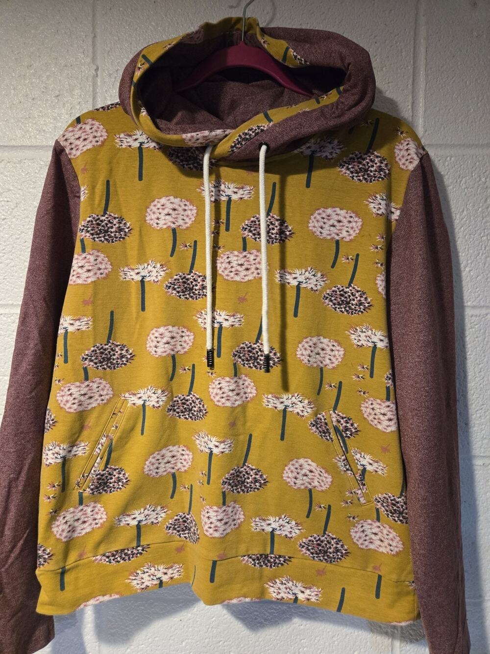 Jamby Styles Womens Yellow Hoodie Size L Used Good Condition
